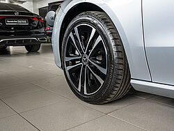 Menden Mercedes-Benz CLA 180 Detailfoto Felge