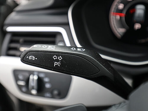Menden Audi A4 Fahrzeugbild - 24